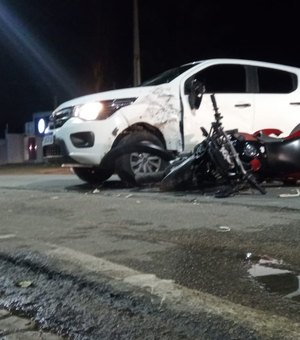 Motociclista fica ferido ao ser atingido por carro em avenida de Arapiraca