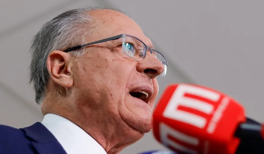 Alckmin explica posição do governo contrária a quebra de patentes