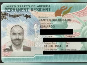 Governo Trump concede green card a Eduardo Bolsonaro