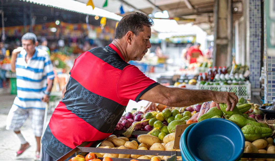 Confira horários de funcionamento de feiras e mercados públicos no feriado