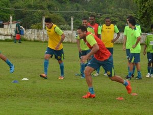 Regularizado, atacante Reginaldo Jr é opção no ataque do Sampaio Corrêa