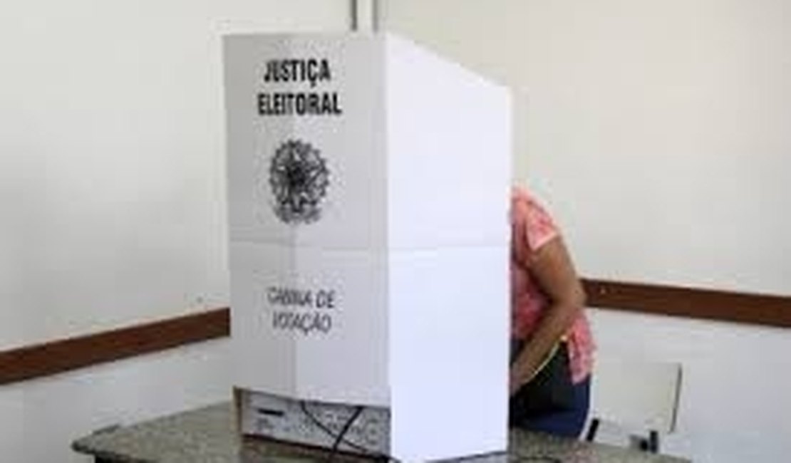 Urnas apresentam problemas e atrasam votação em Arapiraca