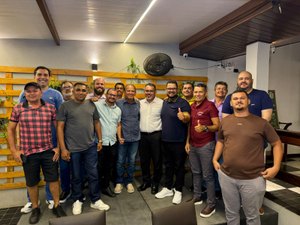 Cícero Cavalcante amplia base política e articula novas alianças em Arapiraca