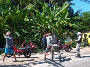 Polícia Rodoviária aborda 90 condutores durante patrulhamento na AL - 101 Norte