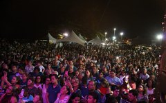 Milhares de pessoas participam da abertura do Maragogi na Orla Marítima