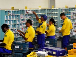 Correios têm novo prejuízo de R$ 2 bi e recebem autorização para demissões
