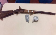 Espingarda apreendida