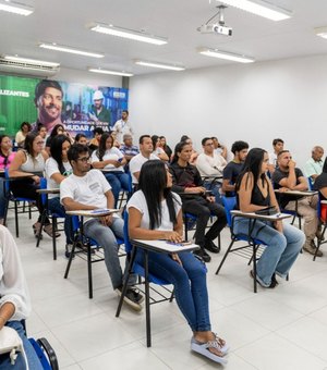 Aprendi no Flexal inicia dois cursos técnicos para a comunidade