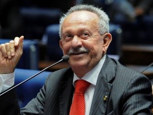 Biu de Lira pede licença do Senado para focar exclusivamente na campanha 