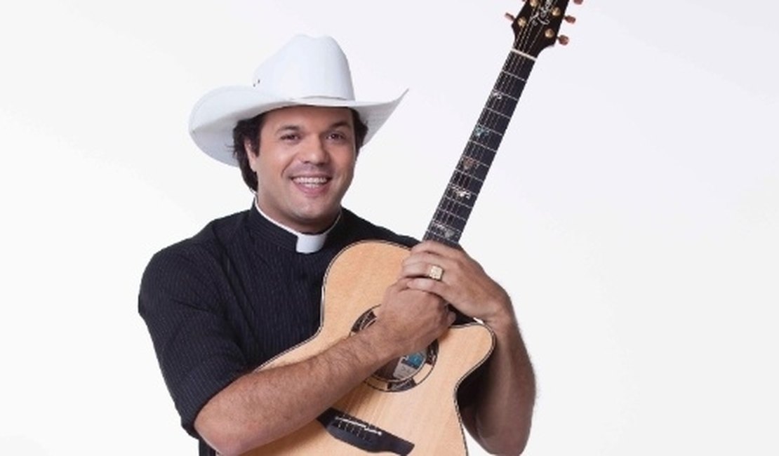 Padre Alessandro Campos pede demissão da TV Aparecida