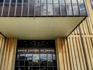 Mercado eleva para 3,49% projeção de expansão da economia em 2024