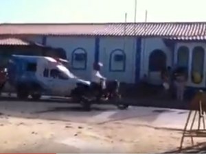 [Vídeo] Pacientes empurram ambulância de Girau
