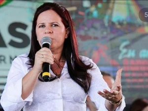 Prefeita da Barra de Santo Antônio silencia sobre investigação que aponta compra de votos