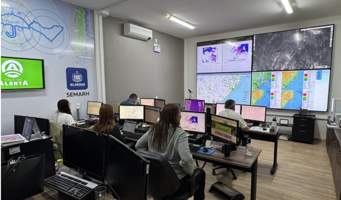 Instabilidade avança do oceano e traz chuva para Alagoas