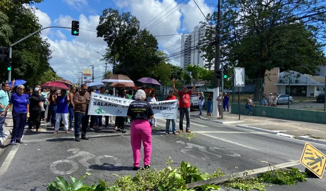 Profissionais do Hospital Veredas entram em greve por atrasos salariais e reivindicam pagamento do piso