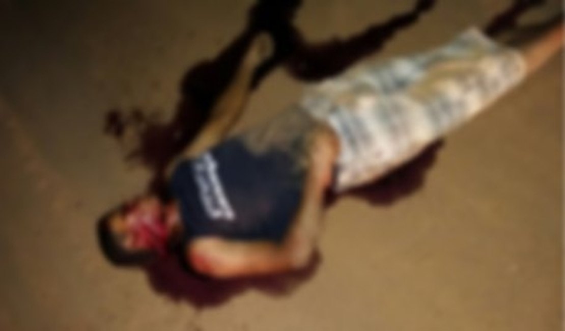 Jovem é assassinado a golpes de facão em Palmeira