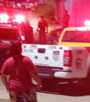 Homem é morto a tiros em via pública no bairro Rio Novo, em Maceió