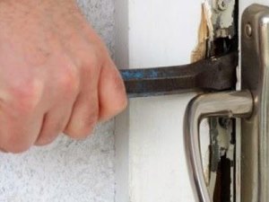 Casa é invadida em Arapiraca e tem eletroeletrônicos furtados