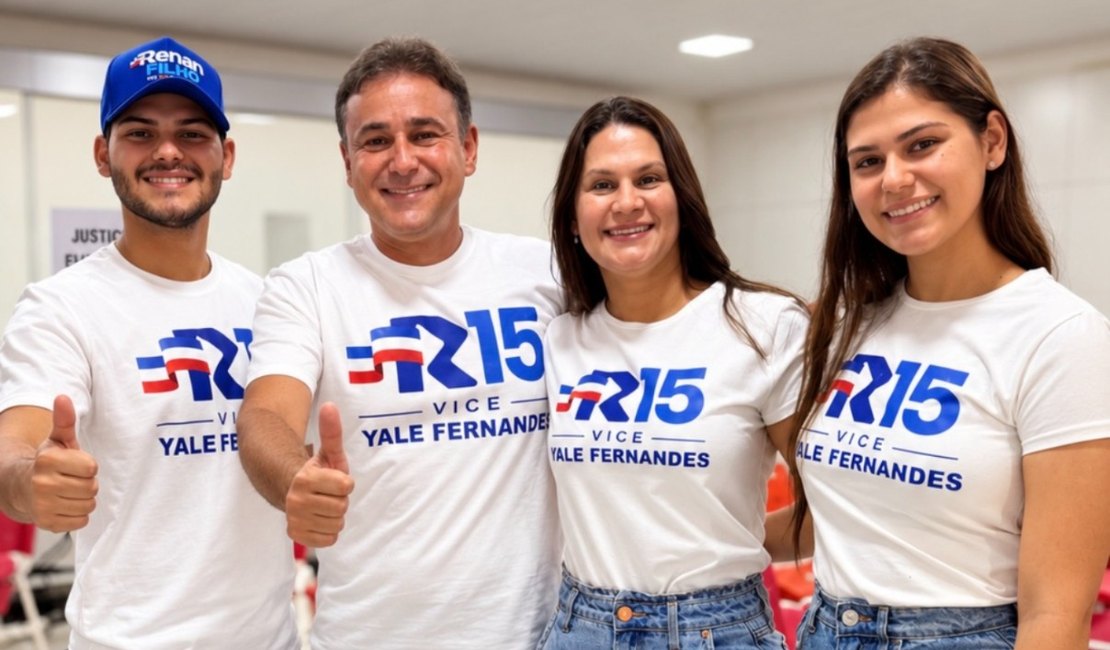 Yale Fernandes, candidato à vice-governador de Renan Filho, vota em Arapiraca