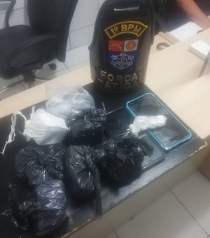 Polícia prende menor de idade que estava embalando drogas no Trapiche