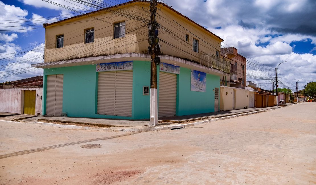 Luciano Barbosa entrega, sexta-feira (24), drenagem e pavimentação em sete ruas do Jardim Tropical