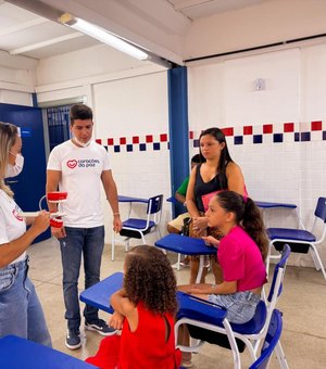 Corações da Paz nas Escolas retoma atividades com atendimentos no Vergel e Benedito Bentes