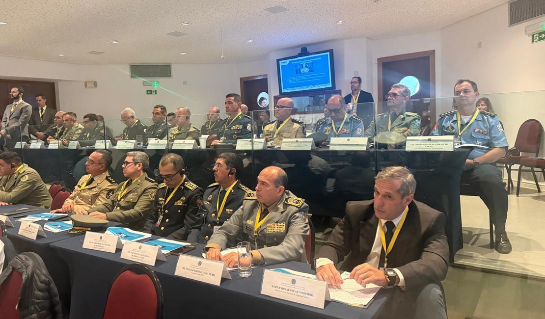 Fórum internacional destaca benefícios das câmeras corporais para policiais e população