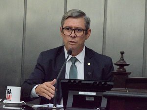“Sou contra ladrão”: Cabo Bebeto volta a ‘cortar’ energia em acampamento do MST em Arapiraca