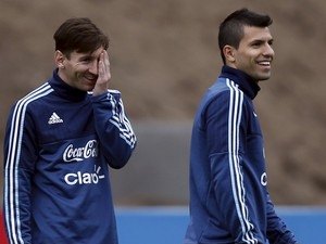 Jornal: Martino decide não chamar Messi e Agüero para duelo com Brasil