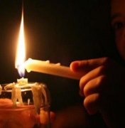 População de Palmeira dos Índios relata constantes quedas de energia nesta quarta-feira (13)