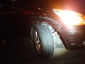 Colisão entre carros é registrada na AL-101 Sul, em Marechal Deodoro