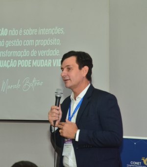 Marcelo Beltrão apresenta caso de Coruripe em congresso nacional de educação em Gramado
