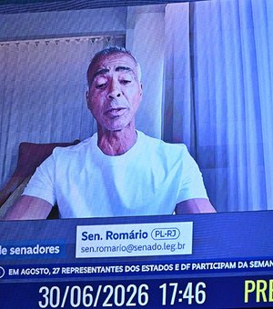 Em meio a Copa, Romário defende fim da escala 6x1 e anuncia devolução de salário