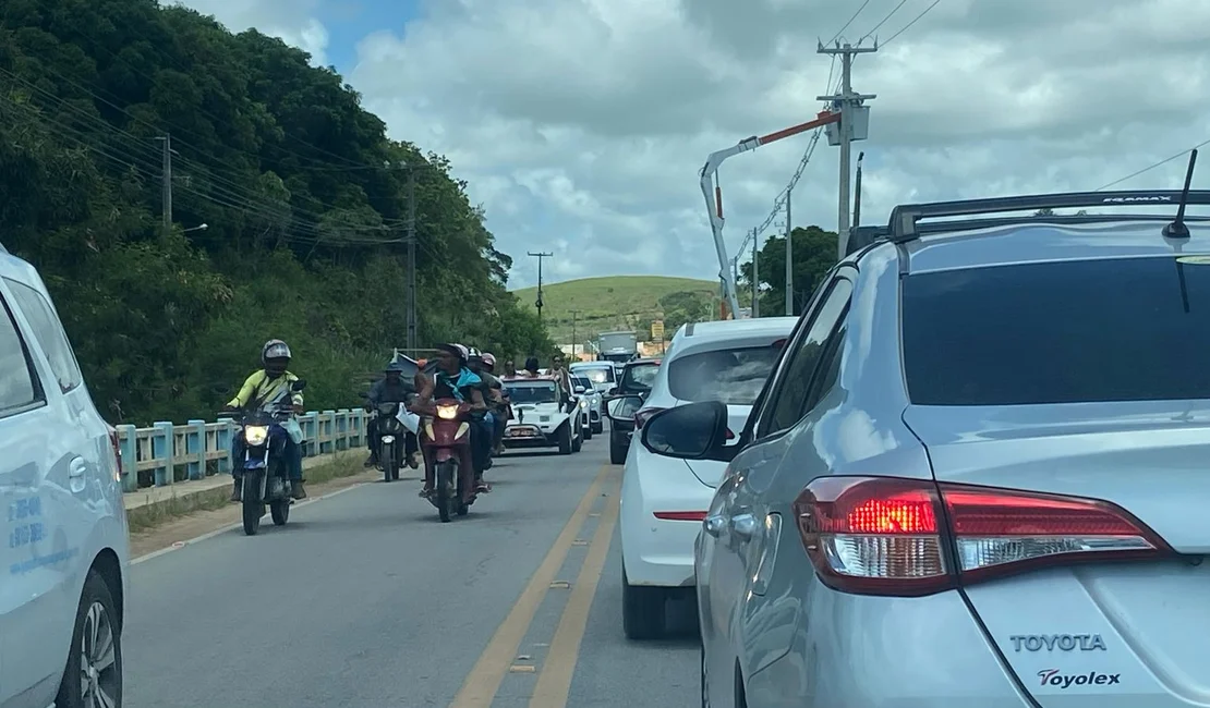 Colisão entre carro e moto deixa homem ferido em Maragogi