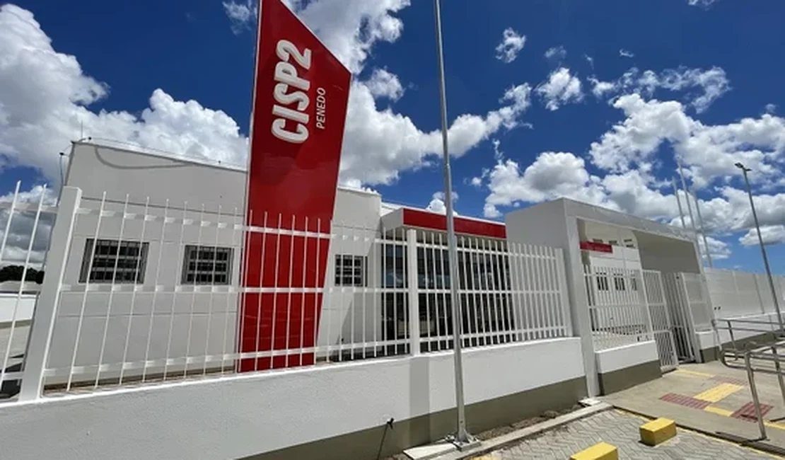 Dois homens são presos em flagrante por tentativa de homicídio em Penedo