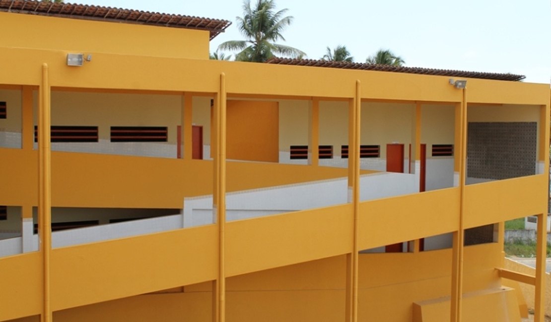 Coruripe ganha nova escola com recursos próprios