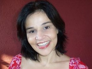 'Voltarei a atuar só para fazer vocês rirem', promete Cláudia Rodrigues