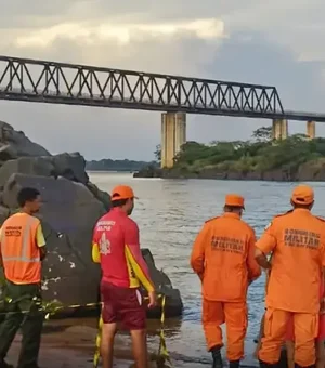 Corpo de caminhoneiro alagoano é encontrado preso na cabine do veículo após queda de ponte no Tocantins