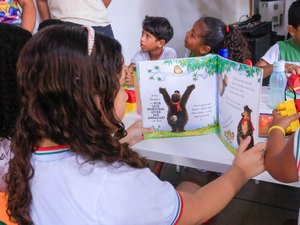 Cria participa da Bienal do Livro de Alagoas com atividades lúdicas e oficinas para crianças