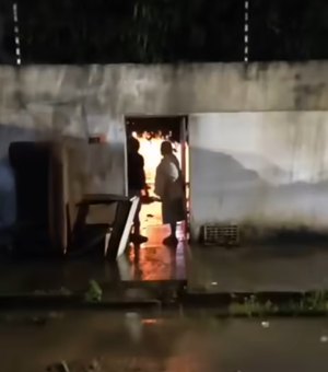 Mulher com problemas psiquiátricos morre durante incêndio em Arapiraca