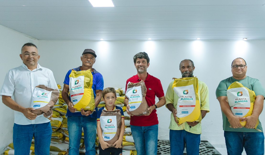 Governo de Alagoas e Prefeitura de União dos Palmares fortalecem agricultura familiar com distribuição de sementes e alevinos