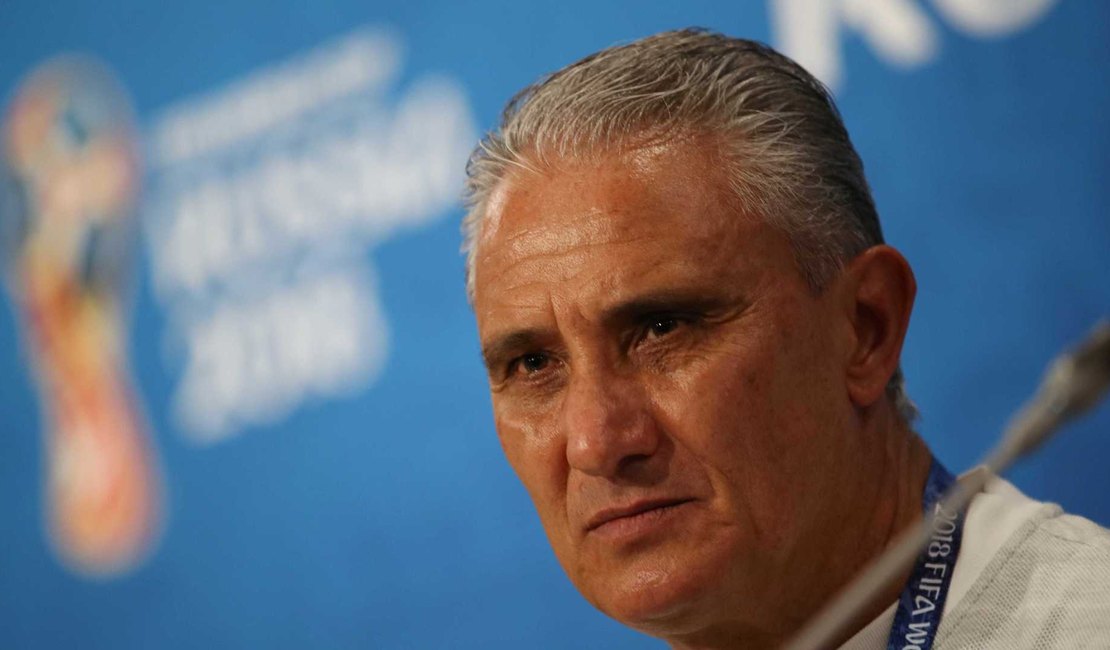 Tite faz 1ª convocação da seleção brasileira após a Copa nesta sexta