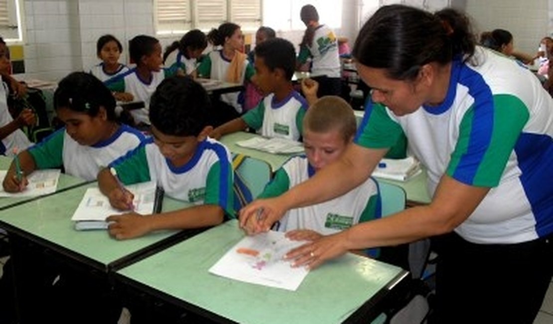 Piso nacional dos professores tem aumento de 13%