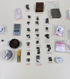 Polícia apreende drogas, balança de precisão e cédula falsa em Taquarana