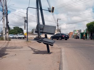 [Vídeo ]Semáforos na Avenida Vereador João Saturnino na AL-115 estão sem funcionar