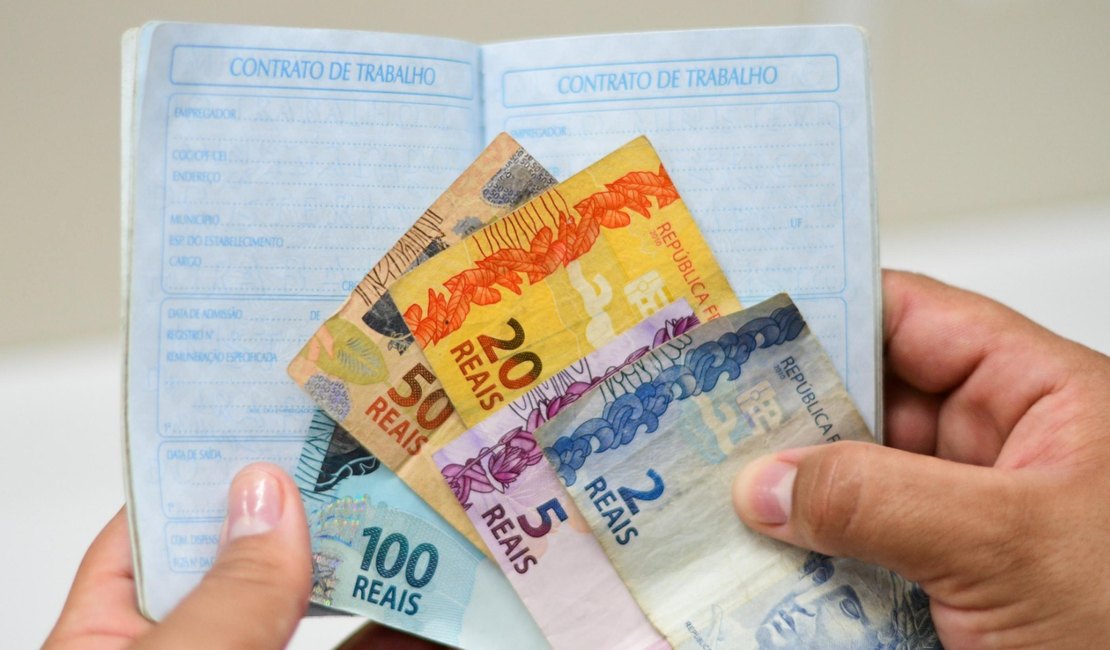 Rendimento do trabalhador alagoano acumula crescimento de 42% em três anos, aponta IBGE