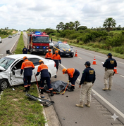 Colisão entre carro e caminhão deixa um morto na BR-101 em São Miguel dos Campos