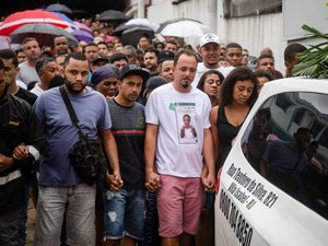 Família de Ágatha Félix recusa ajuda financeira do governo do Rio