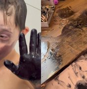 Após pintar fusca do tio, garotinho ataca novamente e tinge escritório da mãe com tinta de carimbo