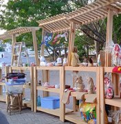 Feira de Artesanato Natalina reúne artesãos no Bosque das Arapiracas